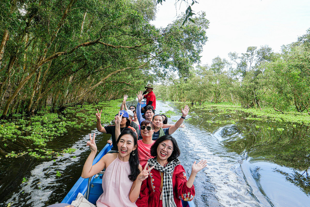 Check-in rừng tràm Trà Sư 