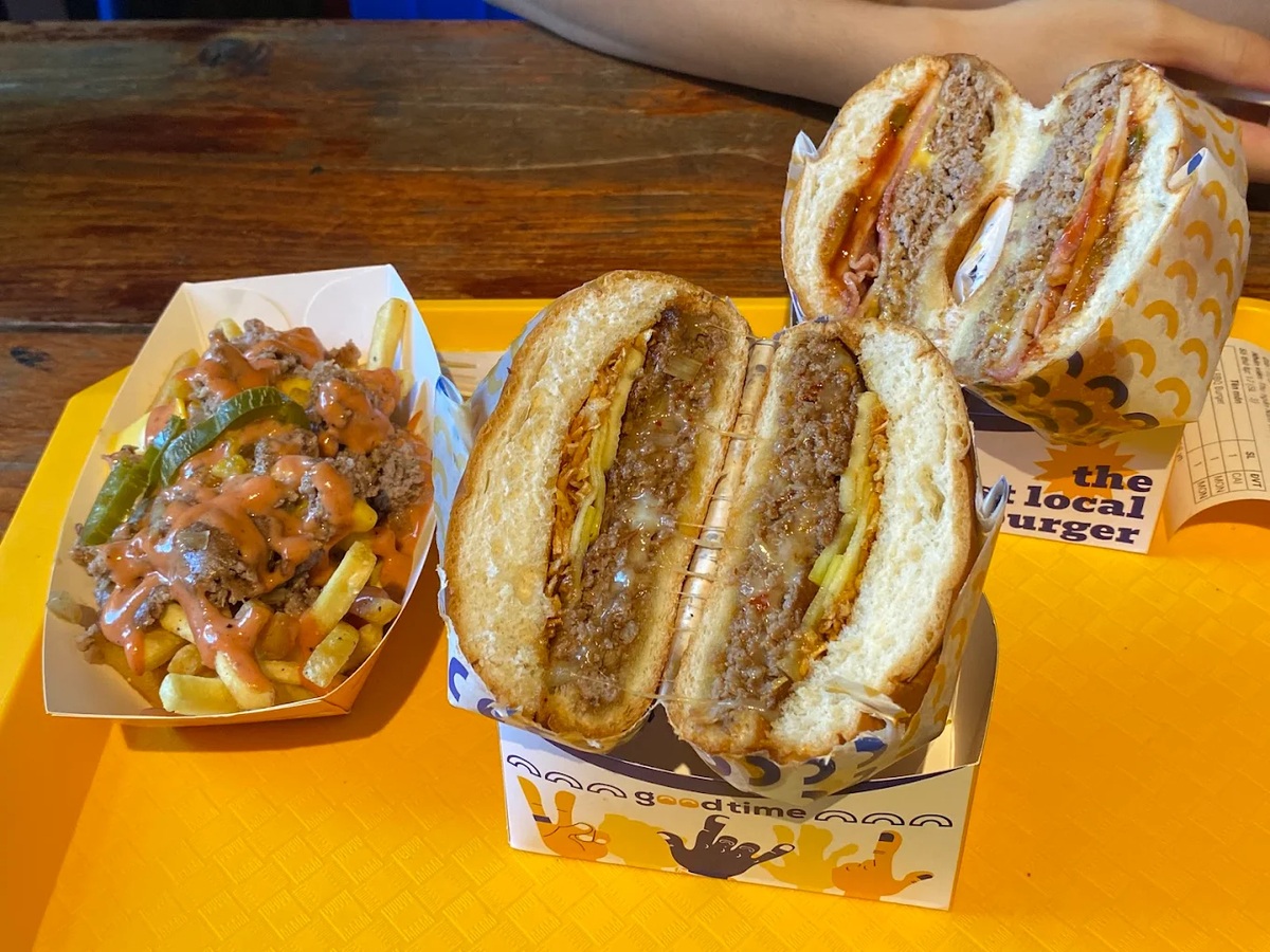 GoodTime Burger Nam Trang stands out with its spicy burgers, rich flavors, very stimulating to the taste buds