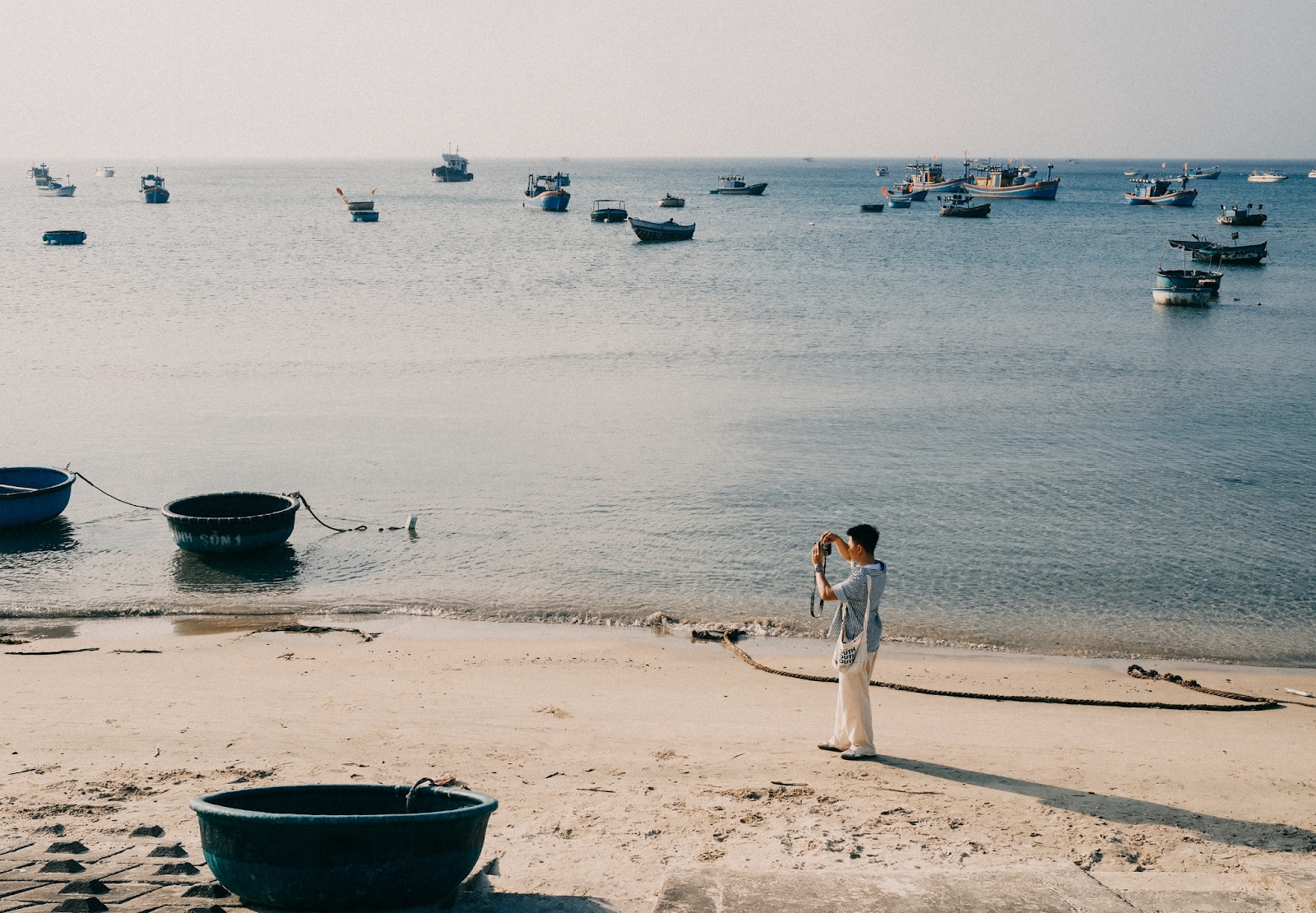 Đón bình minh thơ mộng tại làng chài Nhơn Lý
