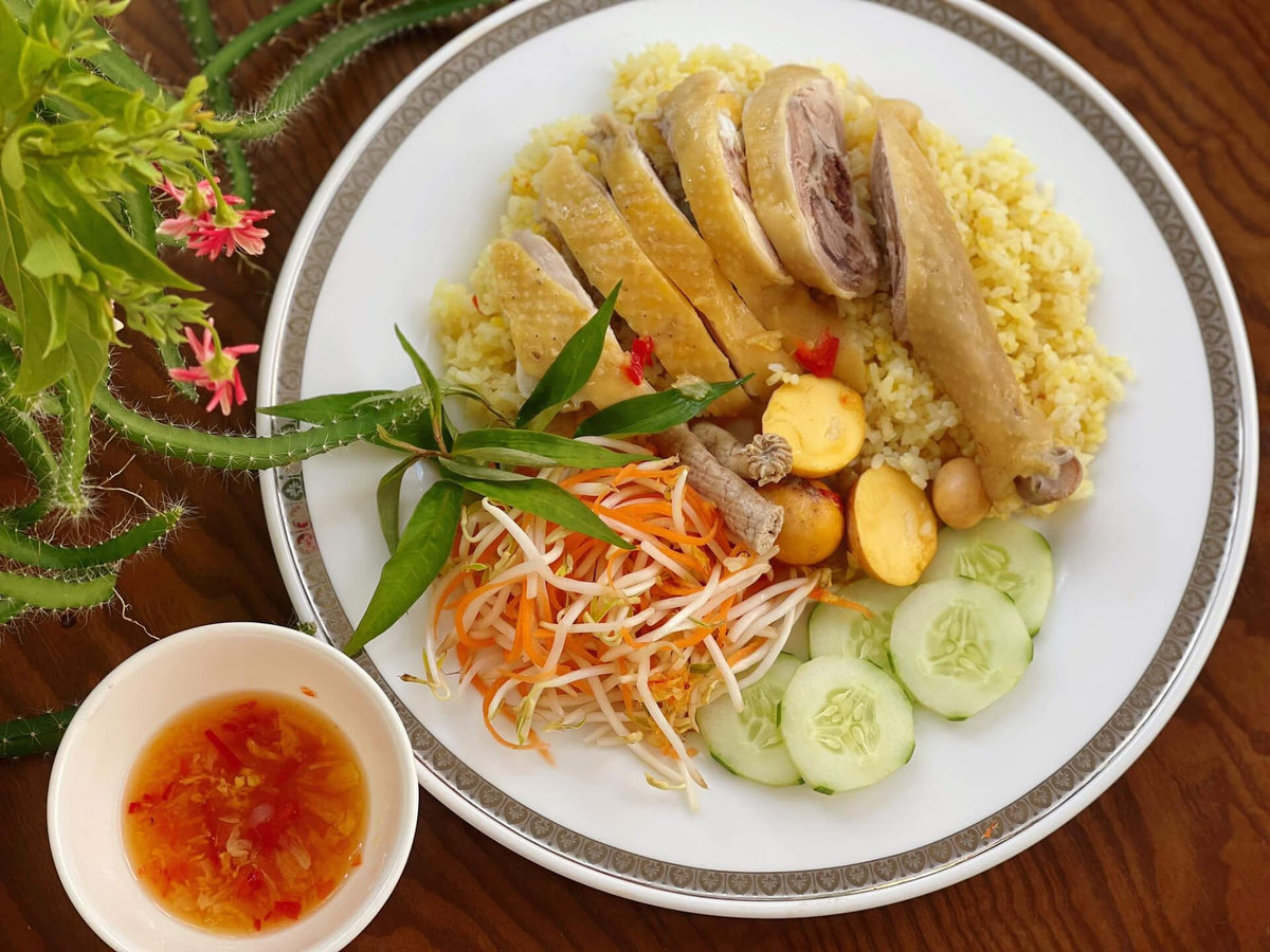 Cơm gà Nha Trang đơn giản nhưng có sức hấp dẫn khó cưỡng