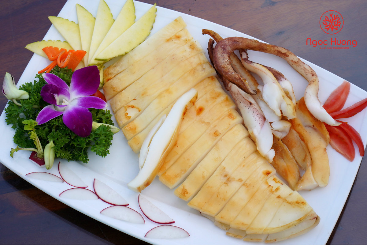 Những con mực một nắng với hương vị đặc trưng