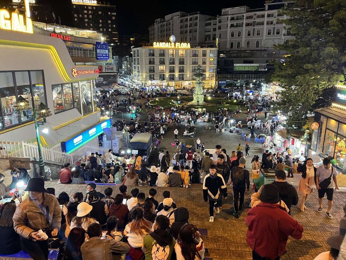 Chợ đêm Đà Lạt