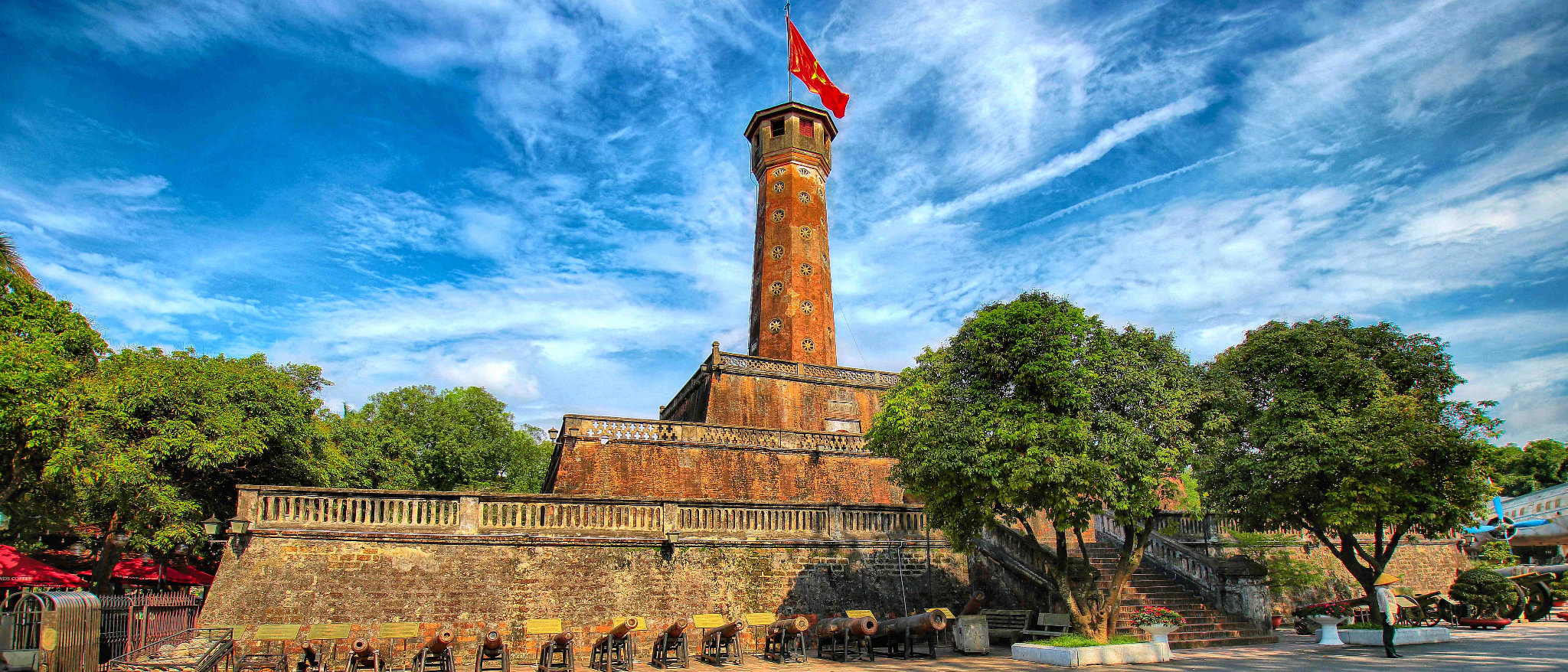 Cột cờ Hà Nội