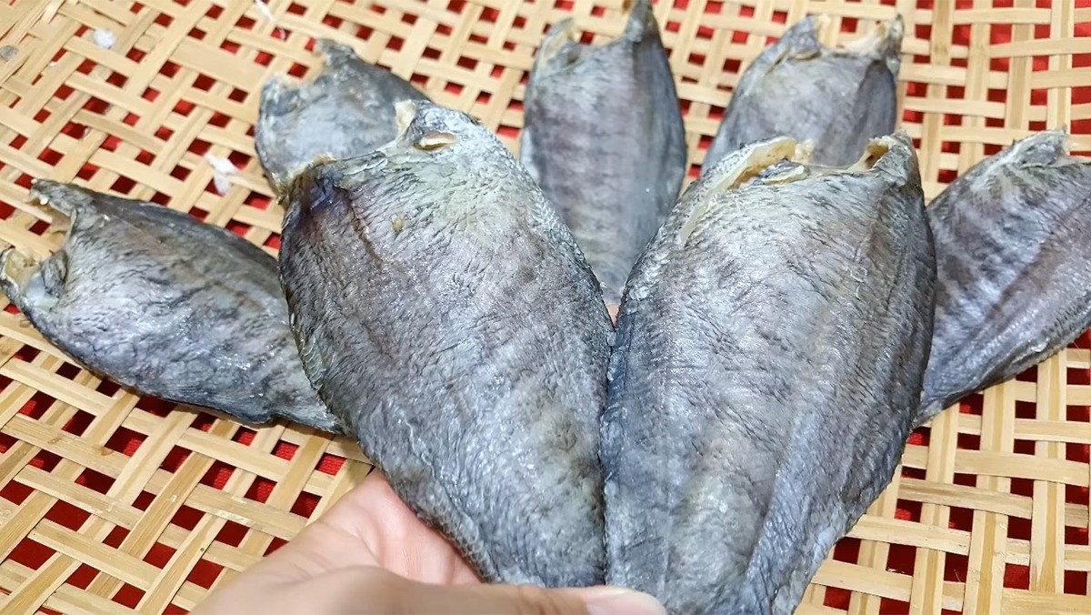 Bạn có thể chế biến thành cá nướng làm mồi nhâm nhi cho những buổi nhậu 