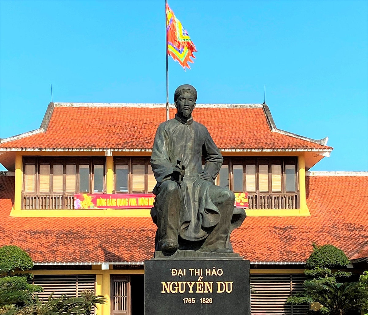 Quần thể tưởng niệm Nguyễn Du tại Tiên Điền là nơi lưu giữ dấu ấn của đại thi hào dân tộc và di sản văn hóa đặc sắc qua “Truyện Kiều”
