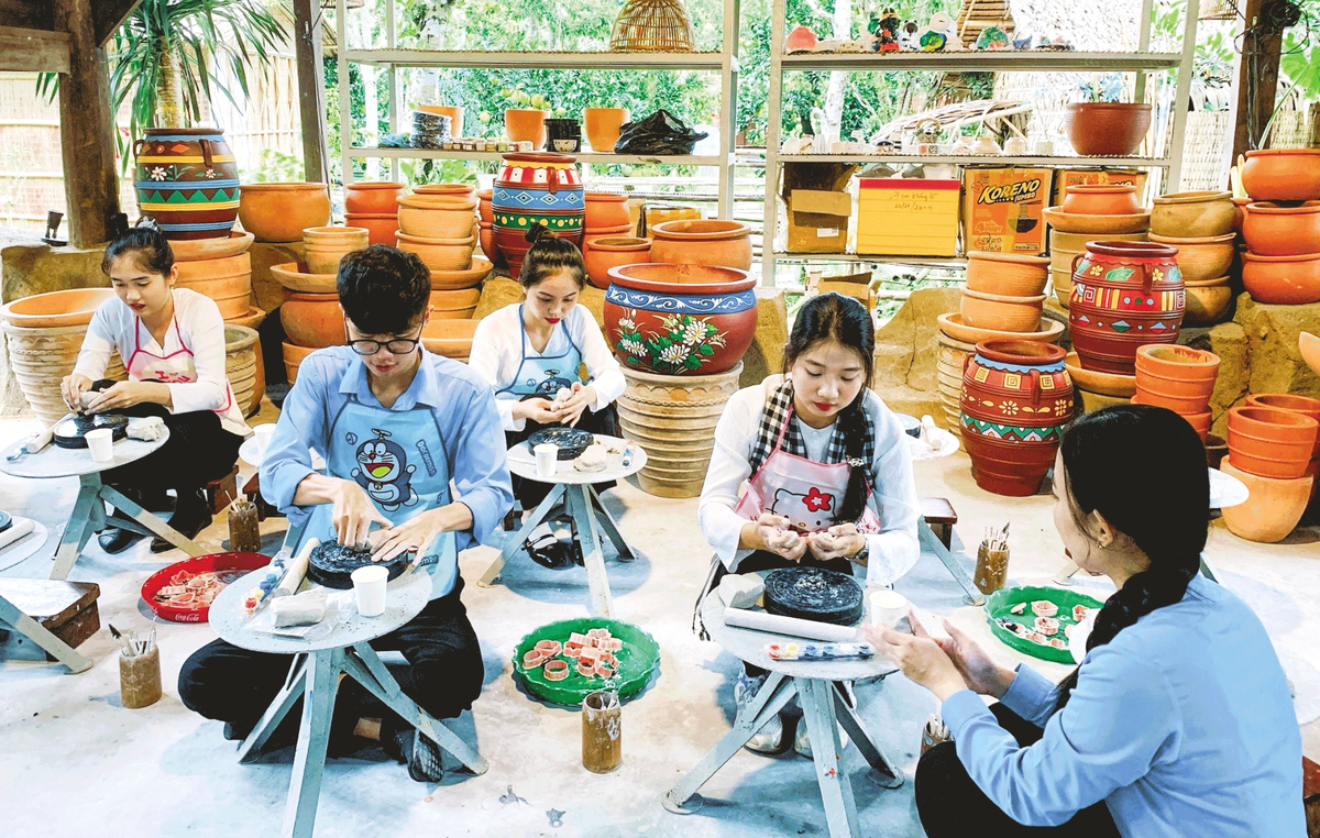 Workshop làm gốm HaveU Studio