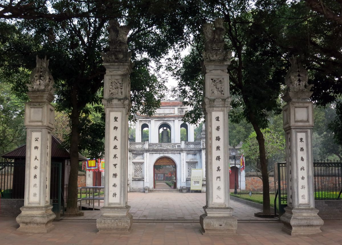 Hệ thống cổng Tam quan của Văn Miếu Quốc Tử Giám