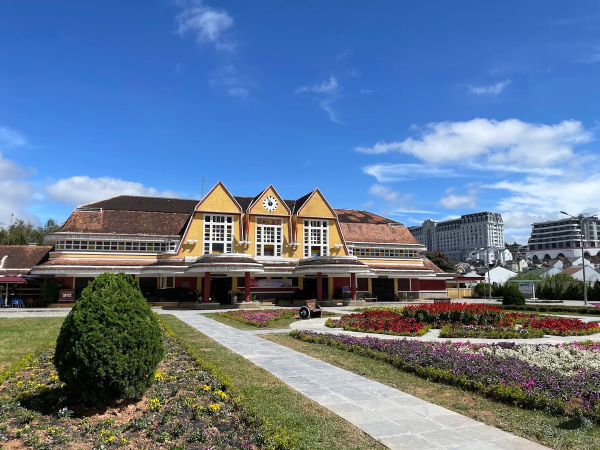 Ga Đà Lạt