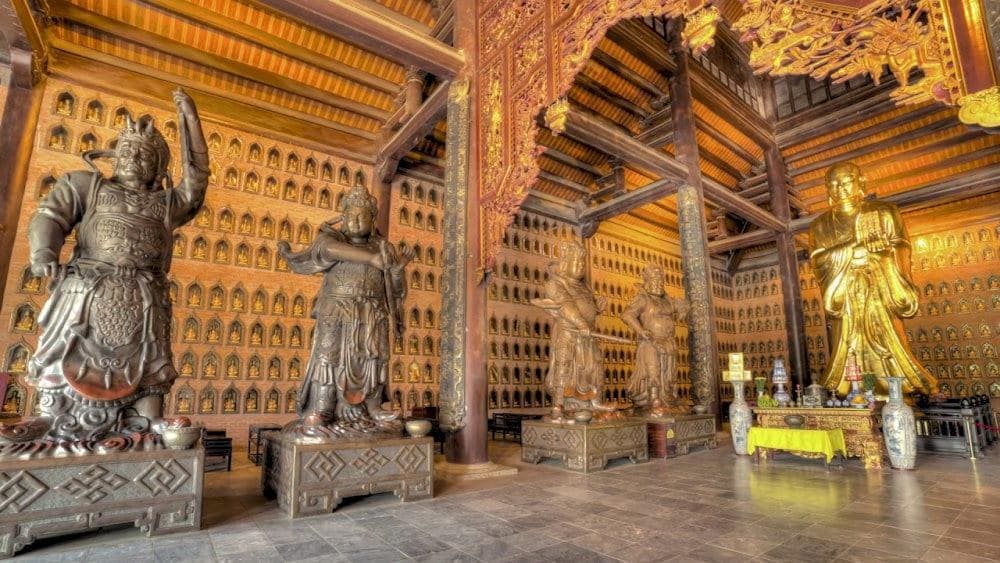 Chùa Bái Đính: Ngôi chùa lớn nhất Việt Nam với nhiều kỷ lục châu Á