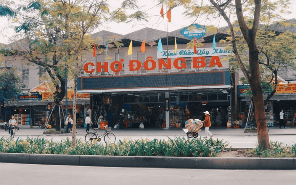 Chợ Đông Ba: Khám phá ngôi chợ sầm uất và nổi tiếng bậc nhất xứ Huế