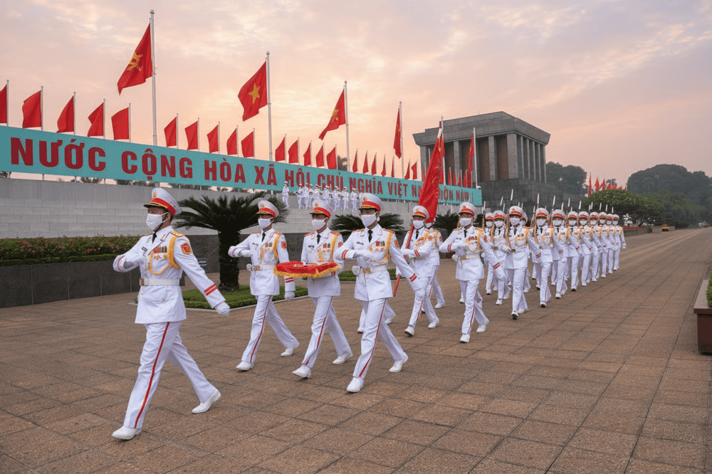 Lễ thượng cờ tại Lăng Chủ tịch Hồ Chí Minh - Trải nghiệm thiêng liêng giữa lòng Thủ đô