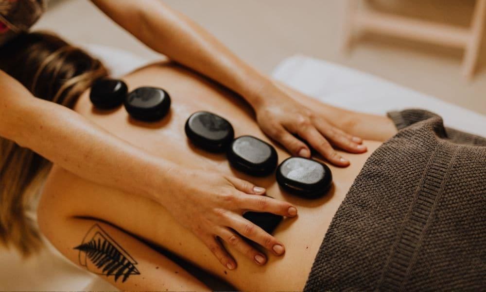 [Review] Top 16 địa chỉ massage Hà Nội uy tín & lành mạnh nhất
