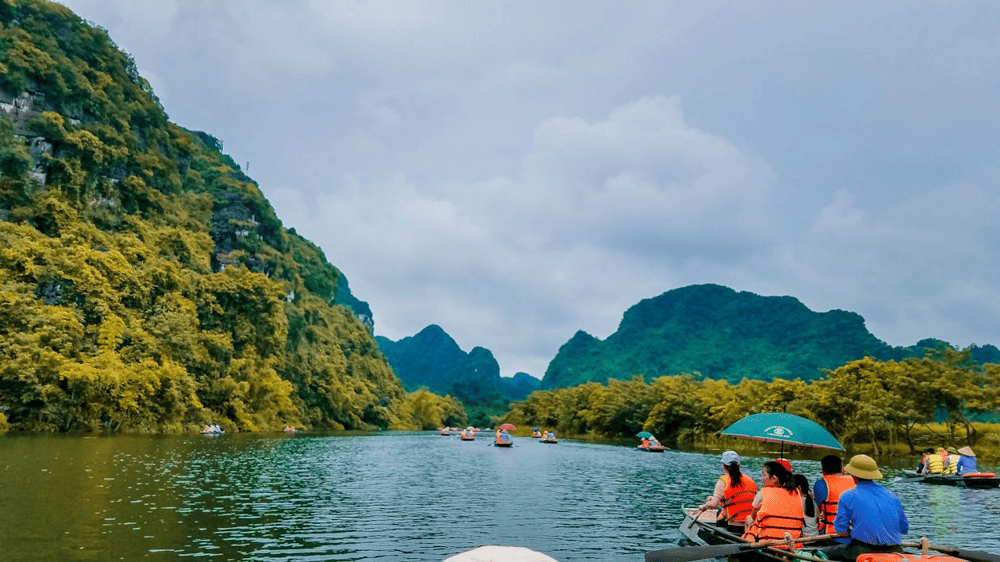 Hang Múa Ninh Bình: Hướng dẫn chi tiết về điểm ngắm cảnh tuyệt đẹp của Việt Nam