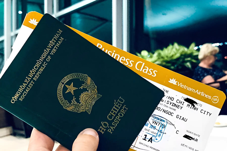 Before boarding your flight from Thailand to San Francisco, make sure your passport is valid for at least six months beyond your intended stay