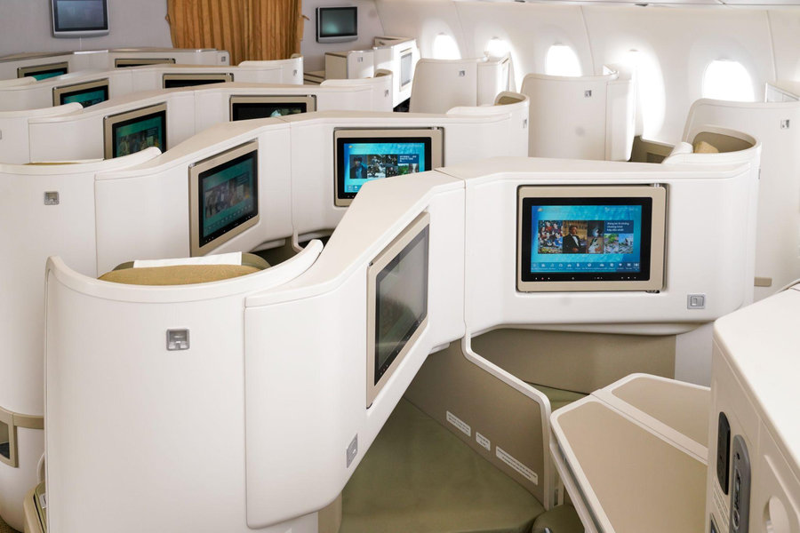 Vietnam Airlines' Lotusmiles program offers practical perks like extra baggage, priority check-in, and redeemable miles for free flights