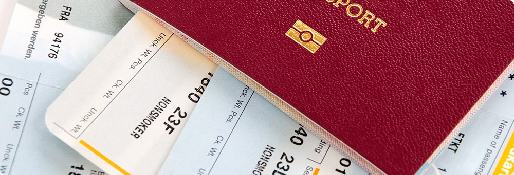 Giấy tờ thị thực (visa) là giấy tờ quan trọng trong chuyến bay từ Thành phố Hồ Chí Minh đến Nagoya