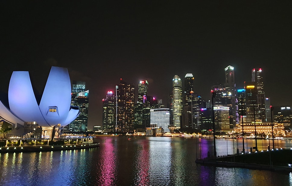 Singapore nổi trội với vẻ rất đẹp tươi tắn, tân tiến 