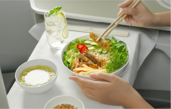 Business Class cuisine between Hanoi and Ho Chi Minh City
