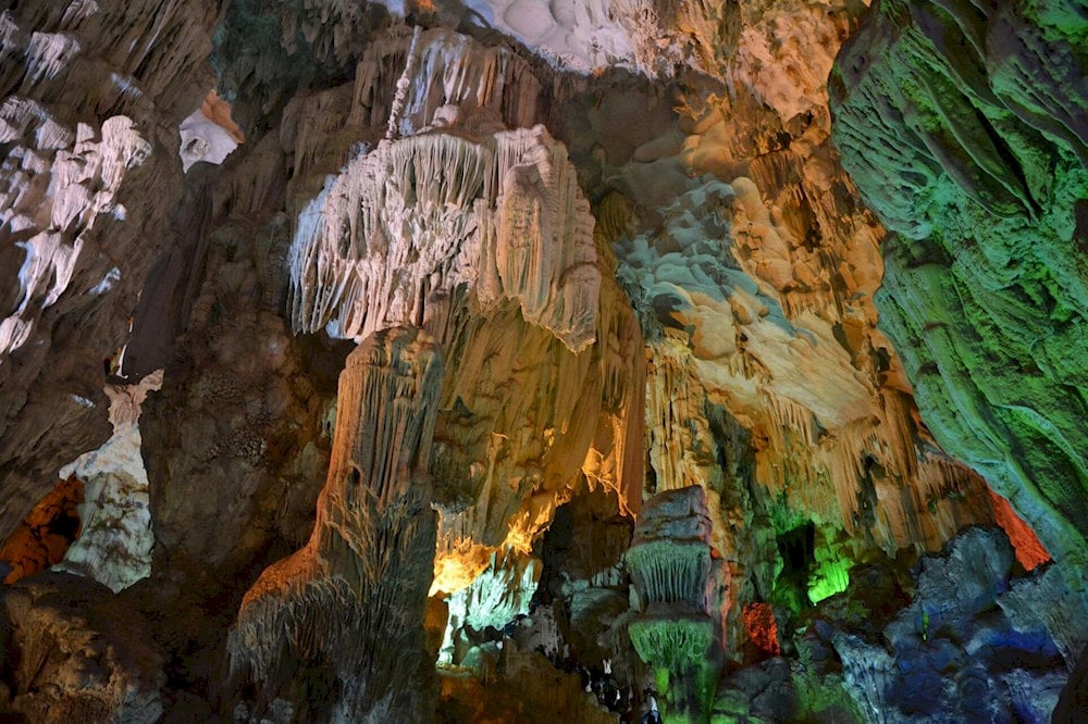 Exploring Trinh Nu Cave with the Unfinished Love Story