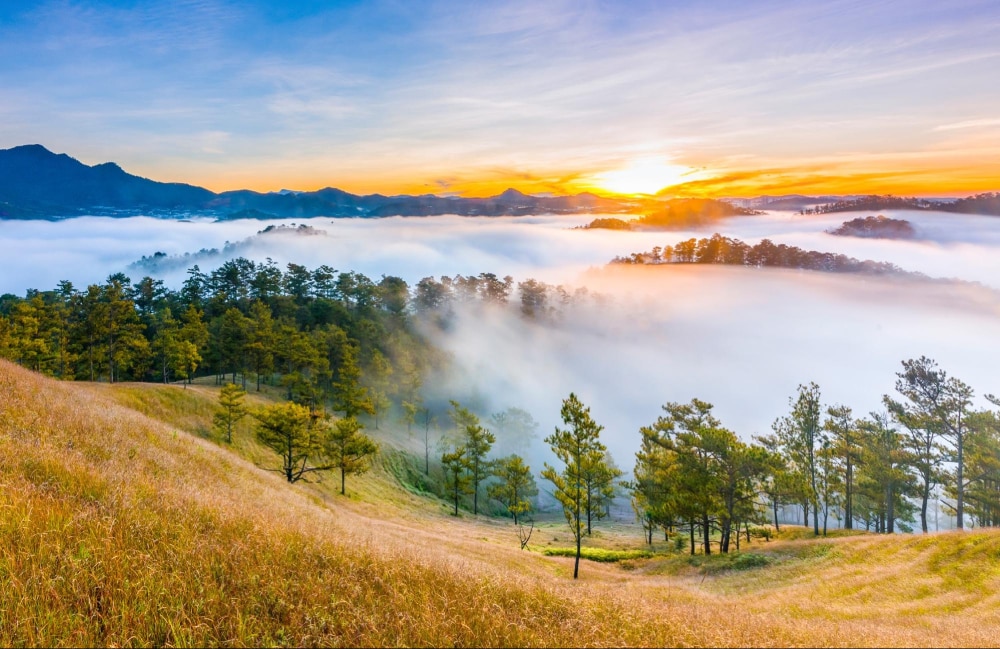 Đồi Đa Phú là điểm săn mây lý tưởng