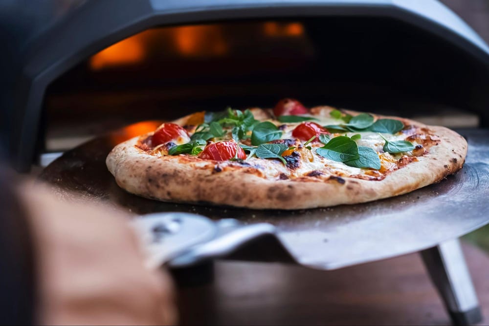 Have a taste of Japanese and Italian pizzas and dishes 